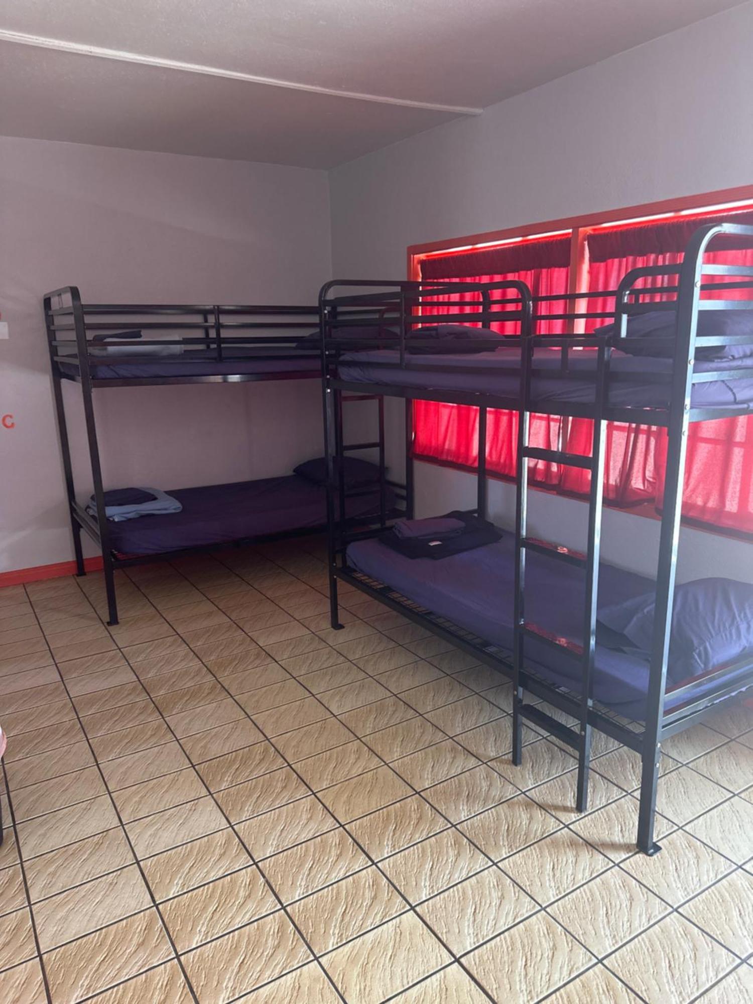 Sin City Hostel Las Vegas Ngoại thất bức ảnh