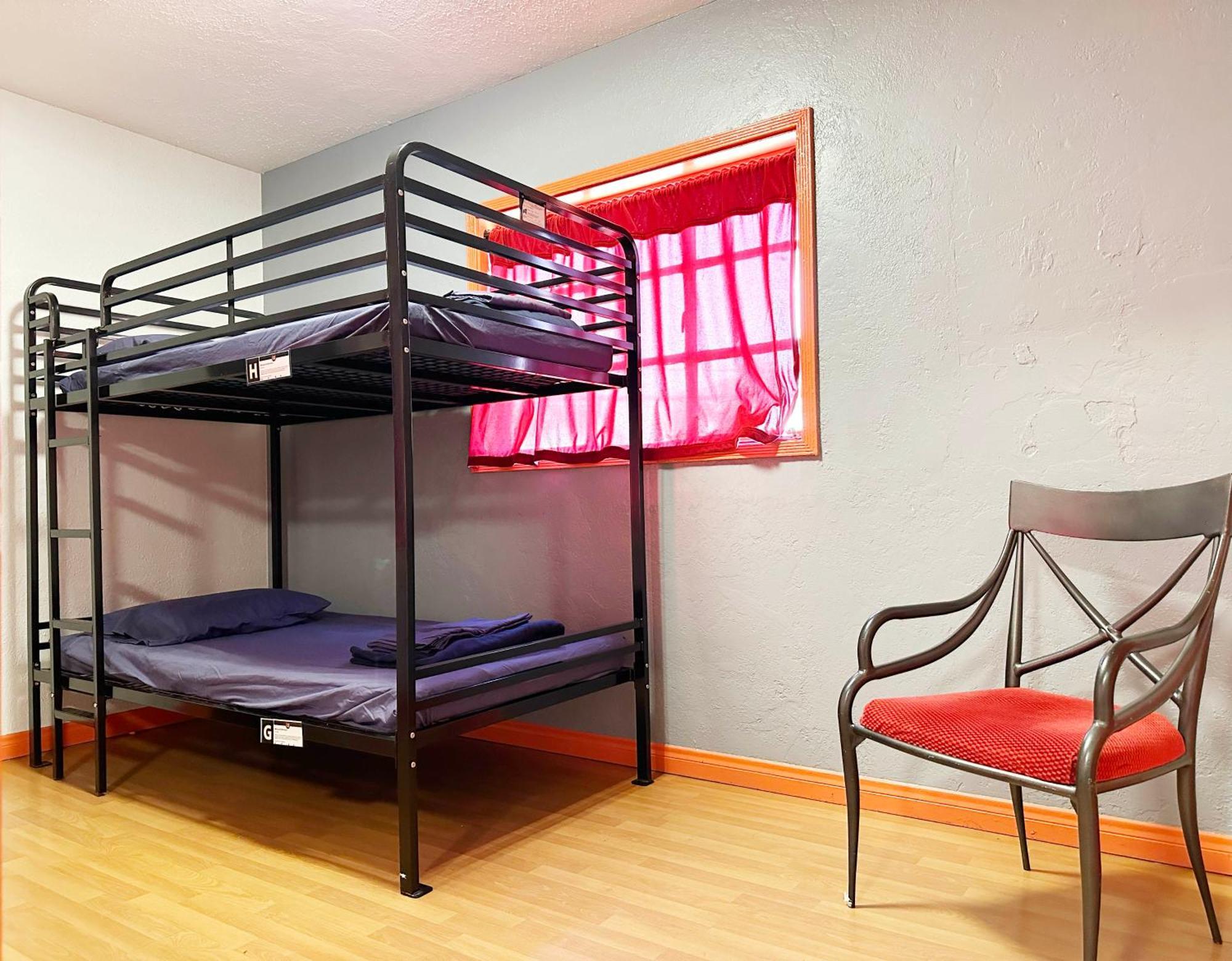 Sin City Hostel Las Vegas Ngoại thất bức ảnh