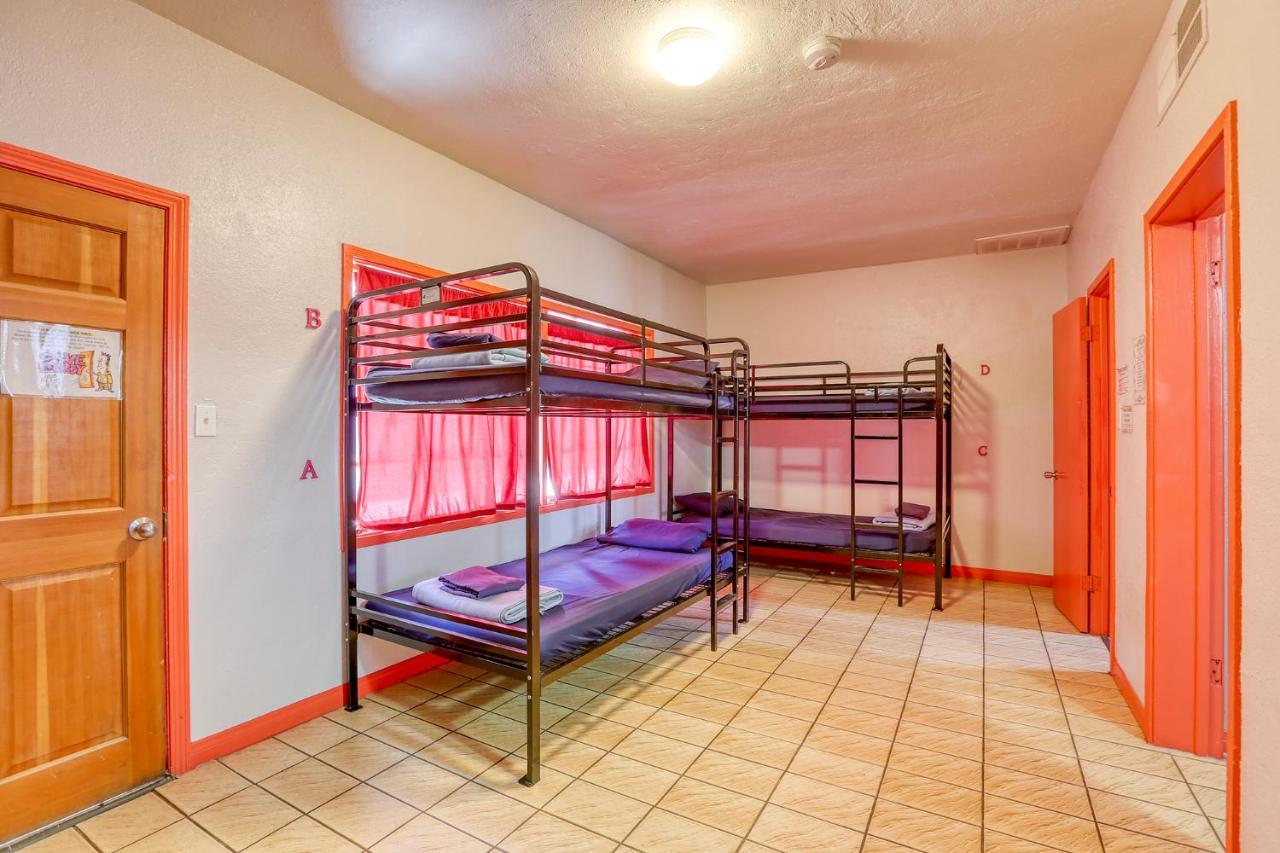 Sin City Hostel Las Vegas Ngoại thất bức ảnh