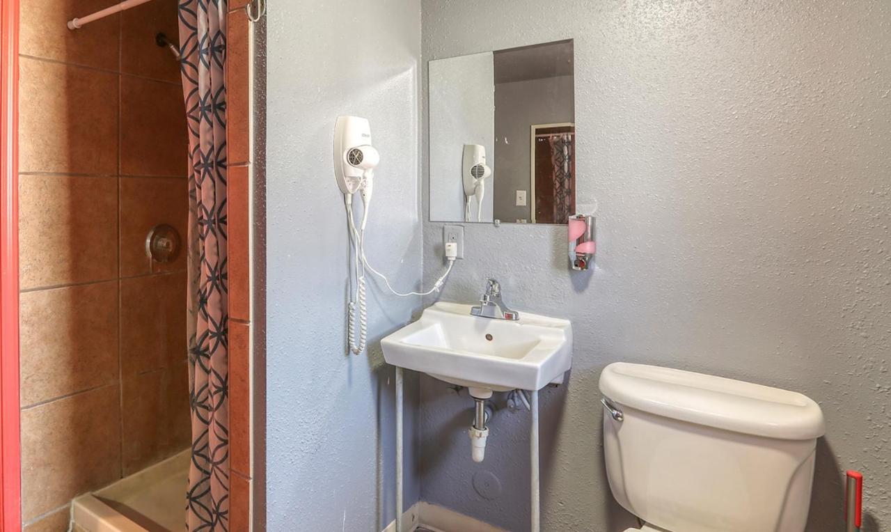 Sin City Hostel Las Vegas Ngoại thất bức ảnh
